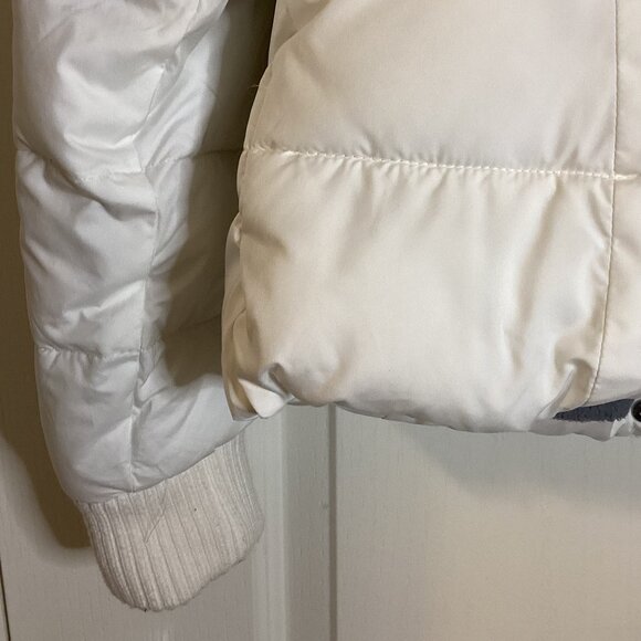 Abercrombie & Fitch White Puffer Jacket Hooded Size S Skiing Snow Winter - Picture 11 of 15